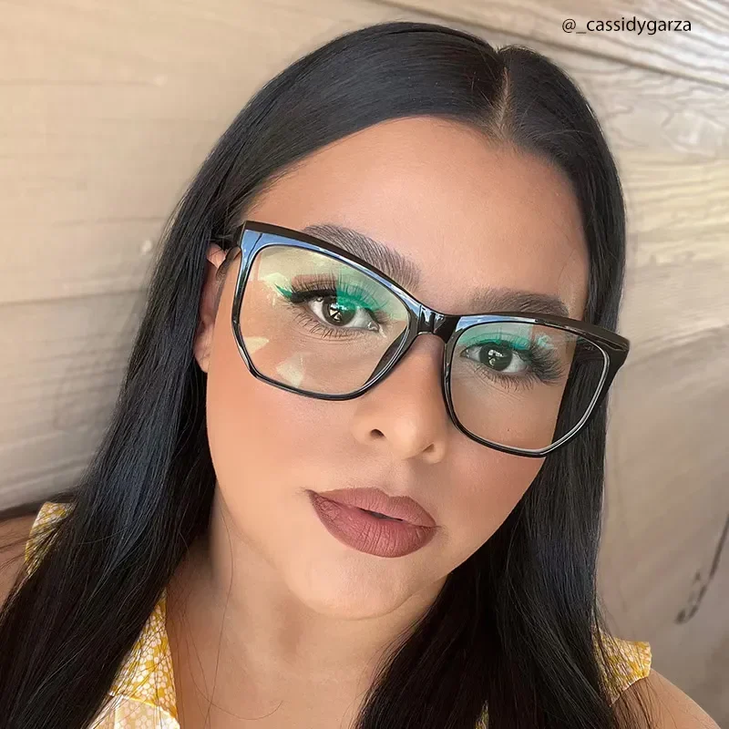Ainslie Black Glasses 4