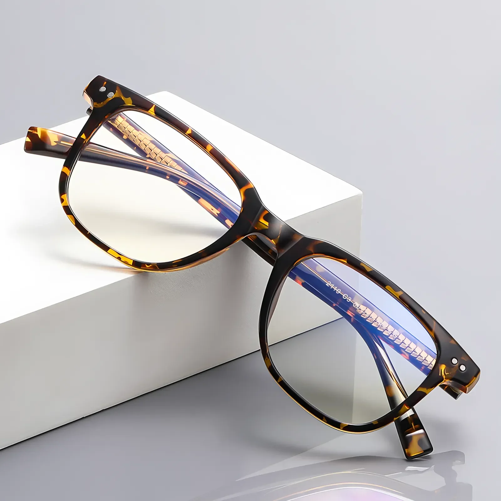 PF2119 Hawksbill Glasses 6